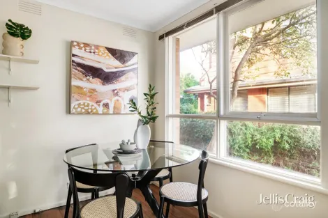 Property photo of 180 Mountain View Road Briar Hill VIC 3088