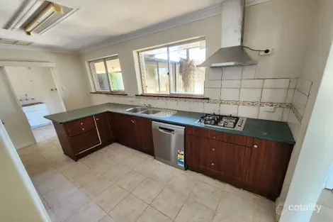 Property photo of 22 Steward Way Orelia WA 6167