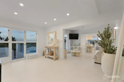 Property photo of 43 Village Circuit Eimeo QLD 4740