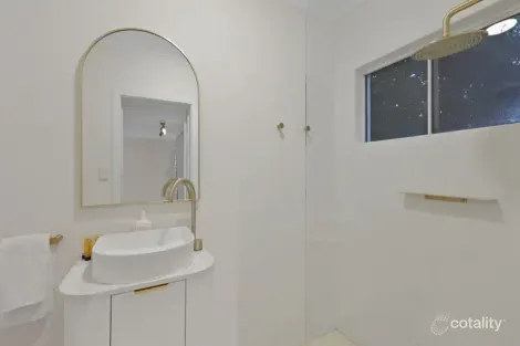 Property photo of 43 Village Circuit Eimeo QLD 4740