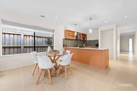 Property photo of 13 Wattleseed Way Keysborough VIC 3173