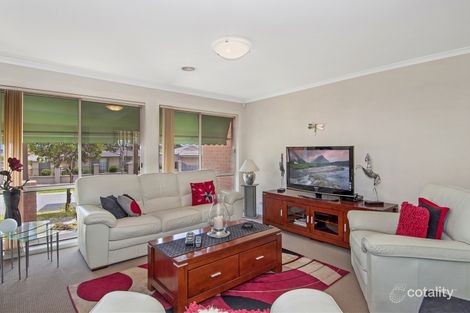 Property photo of 80 Oberon Drive Carrum Downs VIC 3201