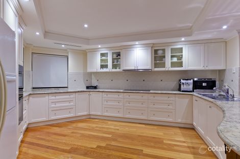 Property photo of 10 Santavea Mews Halls Head WA 6210