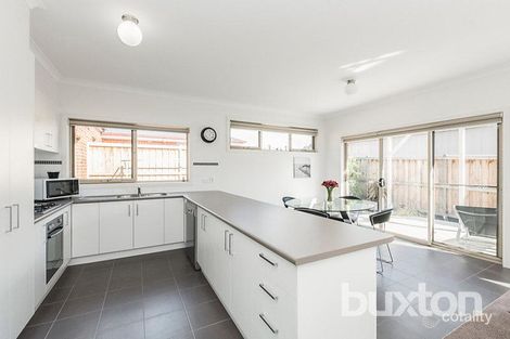 Property photo of 2/141 Grove Road Grovedale VIC 3216