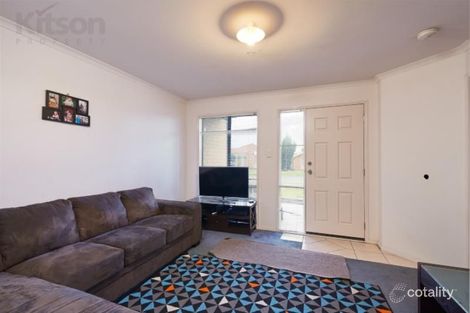 Property photo of 2 Walla Place Glenfield Park NSW 2650