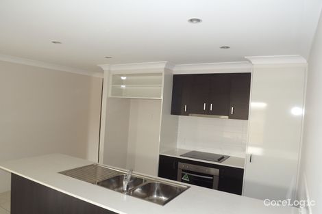 Property photo of 33 Parkvista Circuit Coomera QLD 4209