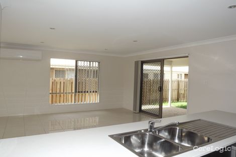 Property photo of 33 Parkvista Circuit Coomera QLD 4209
