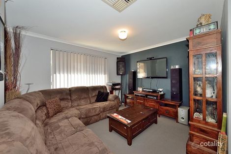 Property photo of 12 Bream Court Warnbro WA 6169
