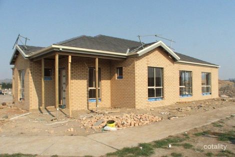 Property photo of 44 Riordan Crescent Mernda VIC 3754