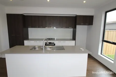 Property photo of 86 Flatbush Avenue Point Cook VIC 3030