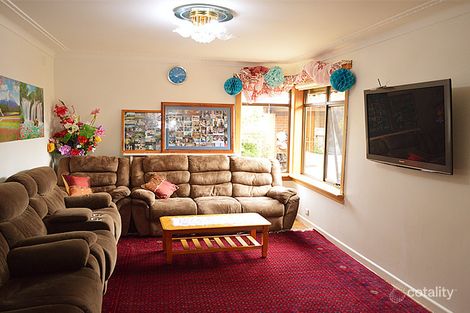 Property photo of 10 Bride Avenue Hampton Park VIC 3976