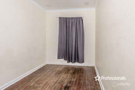 Property photo of 4 Erica Street Rangeway WA 6530