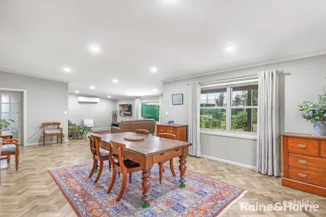 Property photo of 176 Durham Street Bathurst NSW 2795