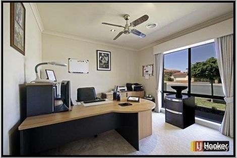 Property photo of 26 Oldershaw Court Nicholls ACT 2913