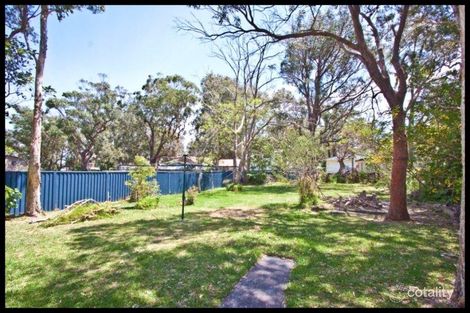 Property photo of 8 Agatha Avenue Lake Munmorah NSW 2259