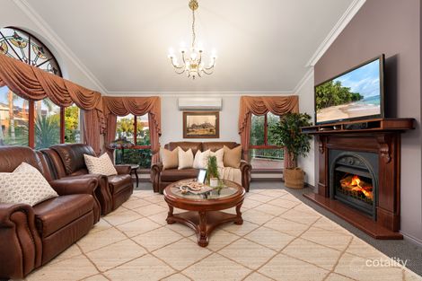 Property photo of 7 Saint Andrews Crescent Carindale QLD 4152