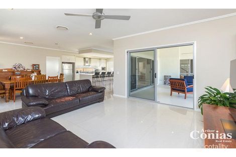 Property photo of 11 Lorikeet Close Fig Tree Pocket QLD 4069