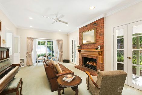 Property photo of 9 The Pass Croydon VIC 3136