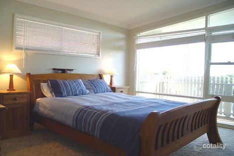 16 Moira Pde, Hawks Nest, NSW 2324