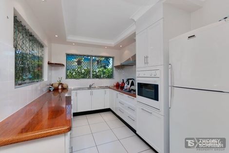 Property photo of 1/123 Greenslopes Street Edge Hill QLD 4870