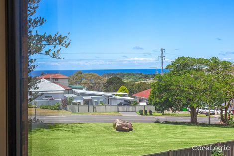 Property photo of 4 Mitchell Place Kiama Downs NSW 2533