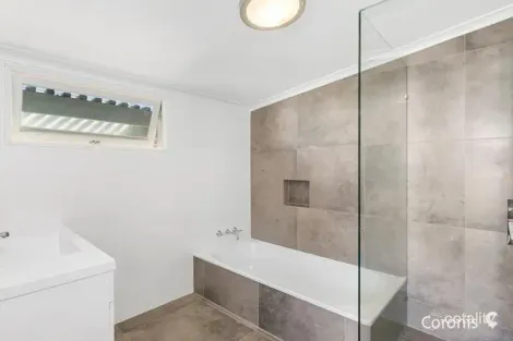 Property photo of 38 McCurley Street Wynnum West QLD 4178