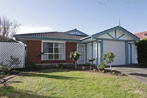 13 Sea Eagle Cres, Seaford Rise, SA 5169