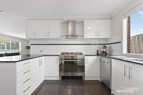 Property photo of 5 Janet Court Pakenham VIC 3810