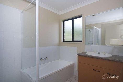 Property photo of 13 Hotspur Crescent Little Mountain QLD 4551
