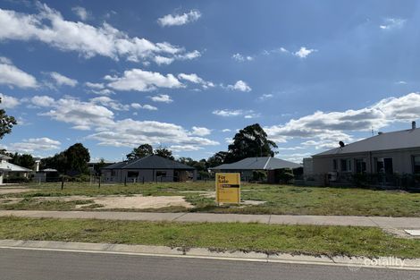 16 Plateau Ave, Metung, VIC 3904