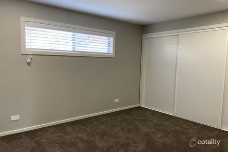 Property photo of 5 Outlook Close Mount Hutton NSW 2290