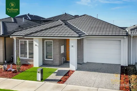 Property photo of 11 Bambusa Way Clyde North VIC 3978