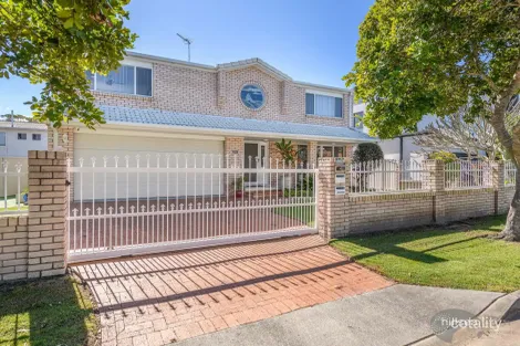 Property photo of 1/33 Nankeen Avenue Paradise Point QLD 4216
