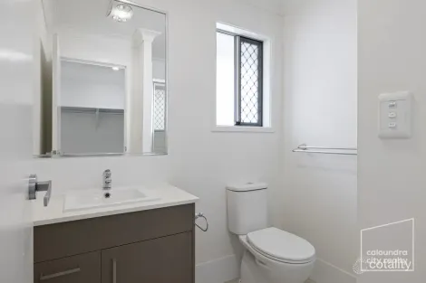 Property photo of 32 Tayha Crescent Nirimba QLD 4551