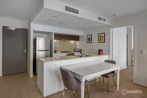 Property photo of 3302/100 Harbour Esplanade Docklands VIC 3008