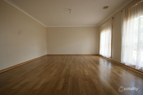 Property photo of 18 Thames Boulevard Werribee VIC 3030