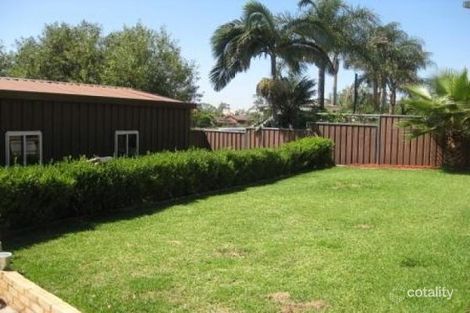 Property photo of 2 Tumut Place Bossley Park NSW 2176