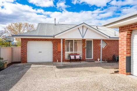 2/20 Templeton Pl, West Wodonga, VIC 3690