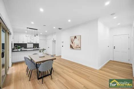 Property photo of 2/10 Persimmon Place Werribee VIC 3030