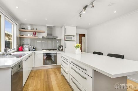 Property photo of 93 Primrose Street Essendon VIC 3040