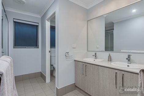Property photo of 1 Cowes Lane Jindalee WA 6036