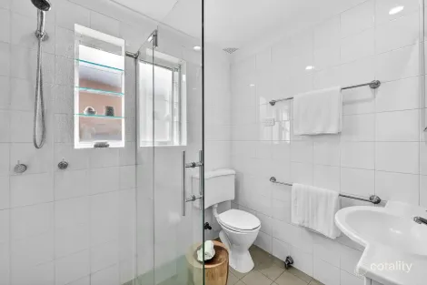 Property photo of 2/37 Seabeach Avenue Mona Vale NSW 2103