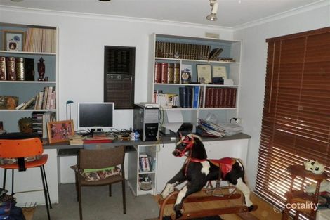 Property photo of 48 Sparrowhawk Road Long Gully VIC 3550