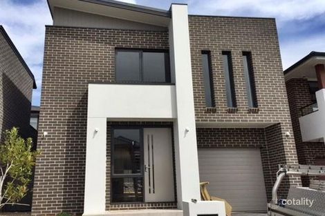 44 Fogarty St, Gregory Hills, NSW 2557