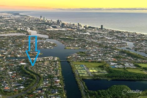 Property photo of 2/215 Cottesloe Drive Mermaid Waters QLD 4218