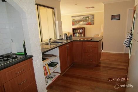 Property photo of 27 Redgum Lane Swan View WA 6056