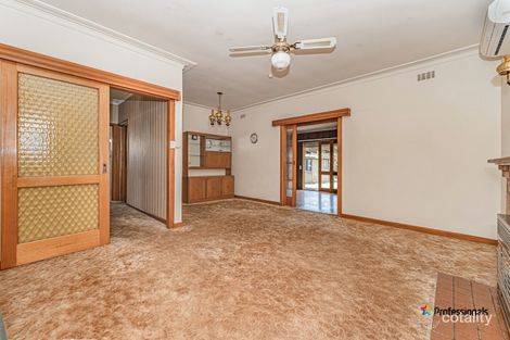 Property photo of 17 Anselm Grove Glenroy VIC 3046