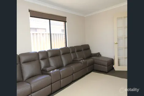 Property photo of 31 Kingia Way Canning Vale WA 6155