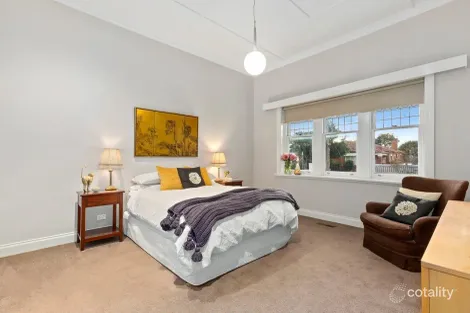 Property photo of 38 Glen Orme Avenue Ormond VIC 3204