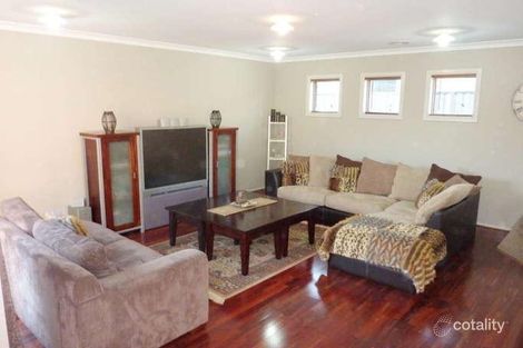 Property photo of 8 Bloomsbury Court Hillside VIC 3037
